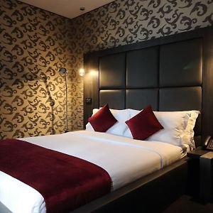 Executive Zimmer mit Kingsize-Bett
